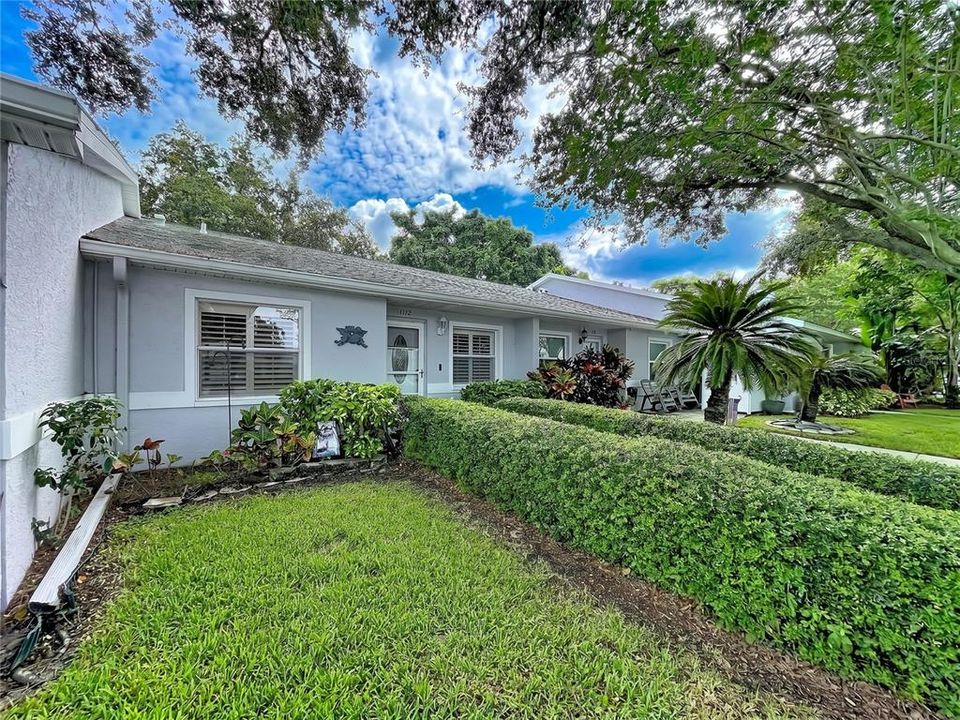 For Sale: $215,000 (2 beds, 2 baths, 1026 Square Feet)