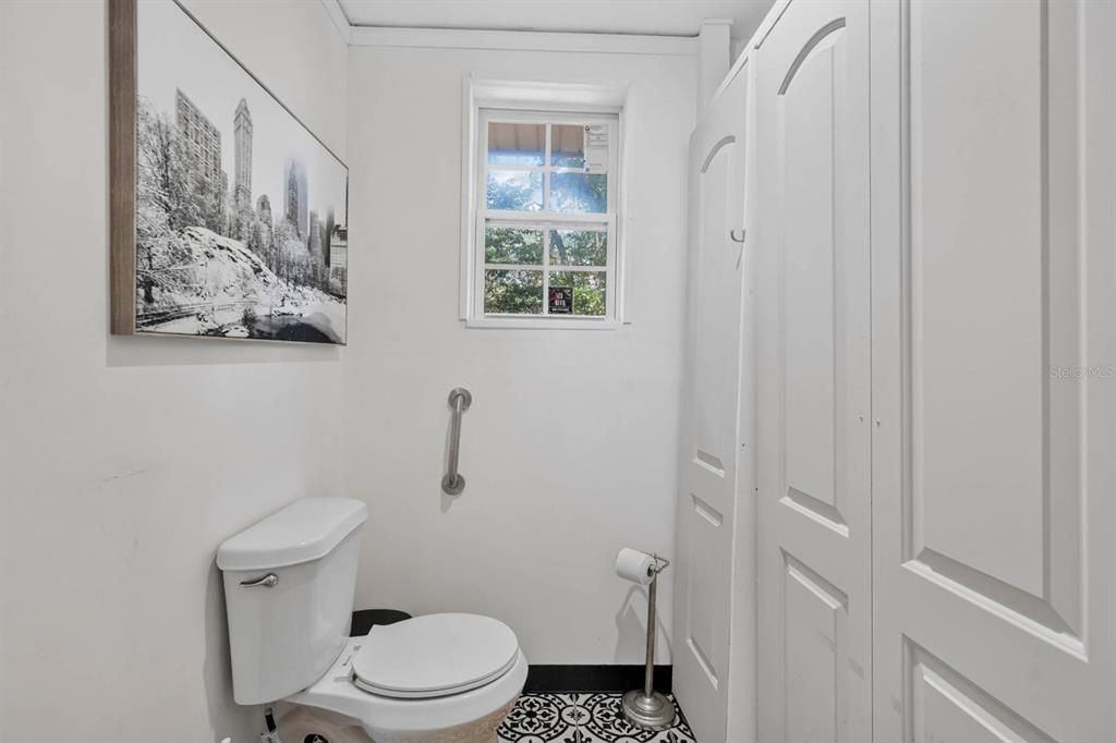 En Venta: $235,000 (0 camas, 0 baños, 1003 Pies cuadrados)
