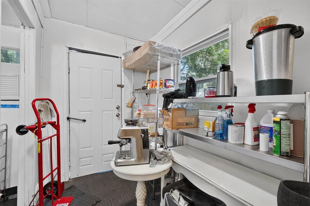 En Venta: $235,000 (0 camas, 0 baños, 1003 Pies cuadrados)