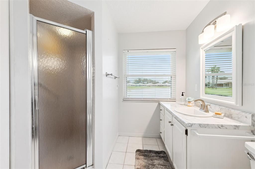 En Venta: $279,000 (2 camas, 2 baños, 1724 Pies cuadrados)