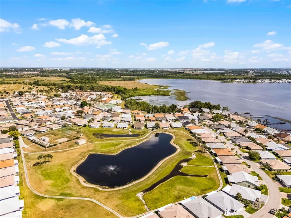 En Venta: $279,000 (2 camas, 2 baños, 1724 Pies cuadrados)