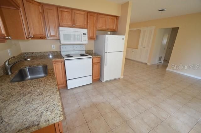 В аренду: $1,960 (2 спален, 1 ванн, 1014 Квадратных фут)