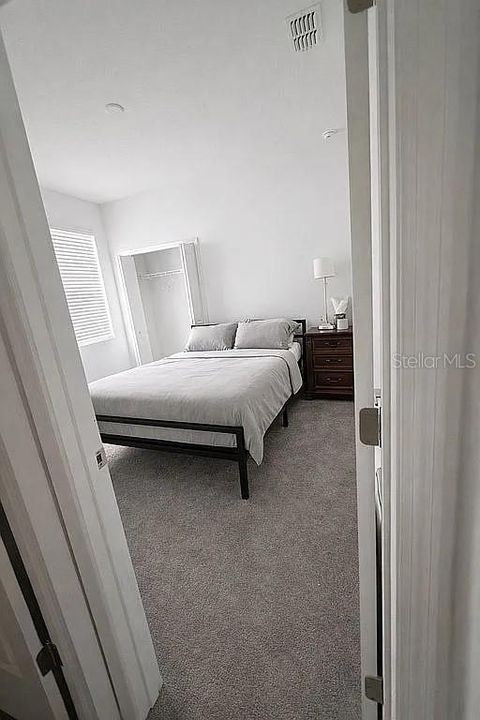 На продажу: $400,000 (4 спален, 3 ванн, 2109 Квадратных фут)