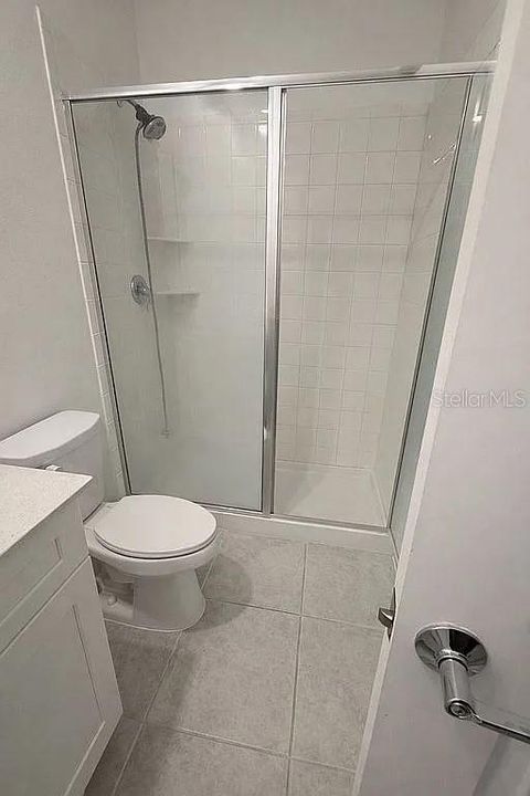 На продажу: $400,000 (4 спален, 3 ванн, 2109 Квадратных фут)