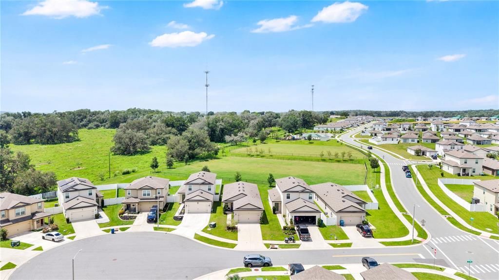 For Sale: $320,000 (3 beds, 2 baths, 1747 Square Feet)