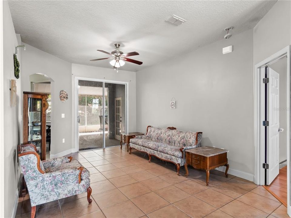 For Sale: $360,000 (4 beds, 2 baths, 1759 Square Feet)