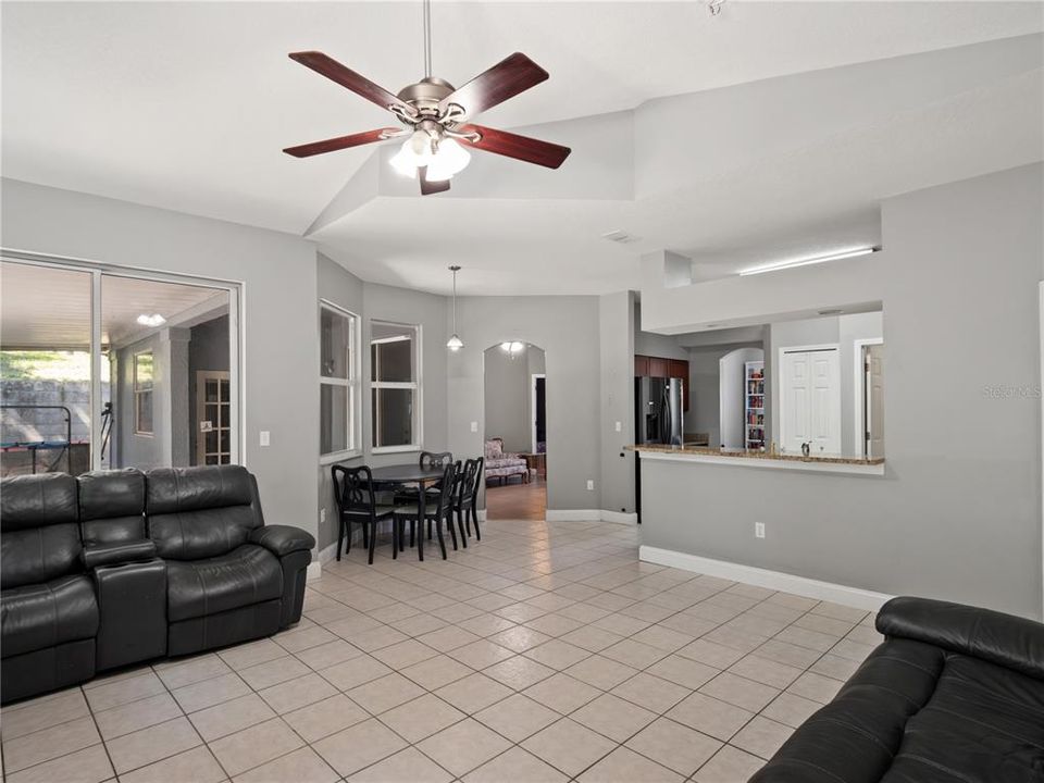 For Sale: $360,000 (4 beds, 2 baths, 1759 Square Feet)