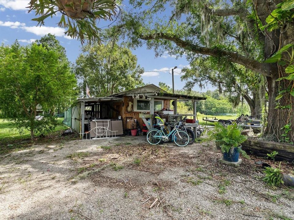 Activo con contrato: $315,000 (3 camas, 2 baños, 1296 Pies cuadrados)