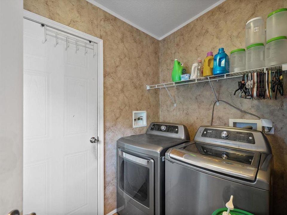 Activo con contrato: $315,000 (3 camas, 2 baños, 1296 Pies cuadrados)