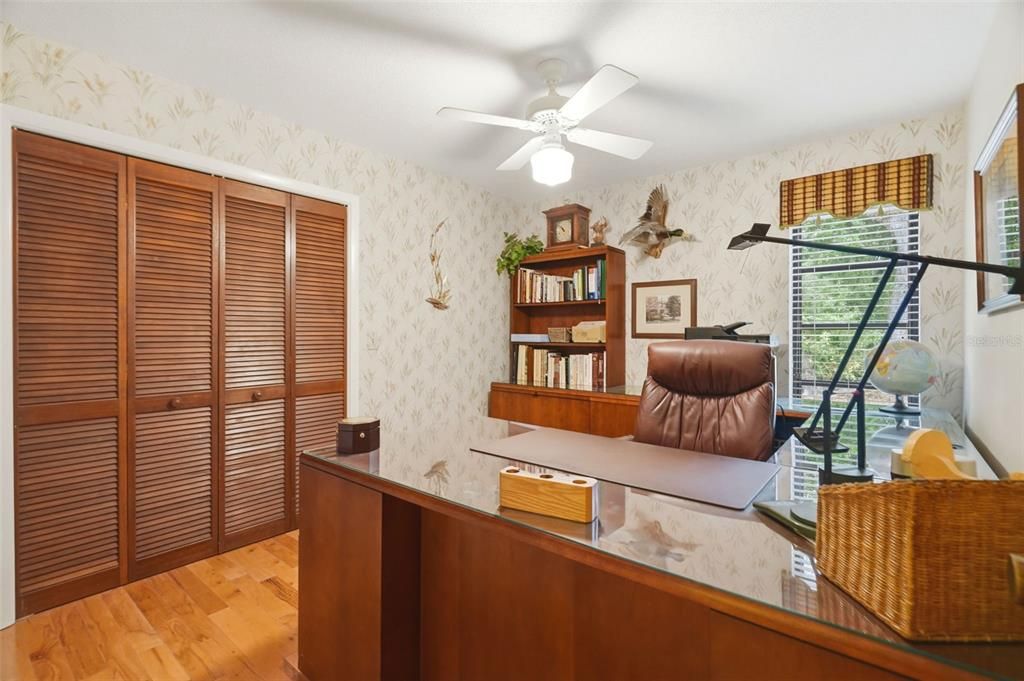 En Venta: $740,000 (4 camas, 2 baños, 2444 Pies cuadrados)
