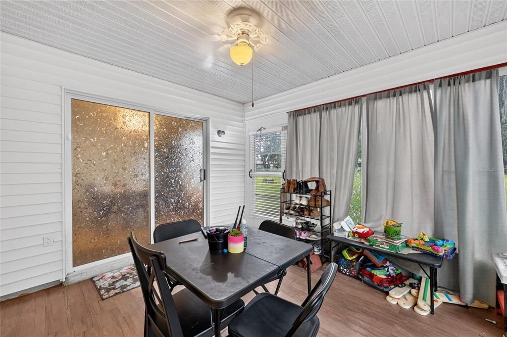 En Venta: $209,900 (3 camas, 2 baños, 1148 Pies cuadrados)