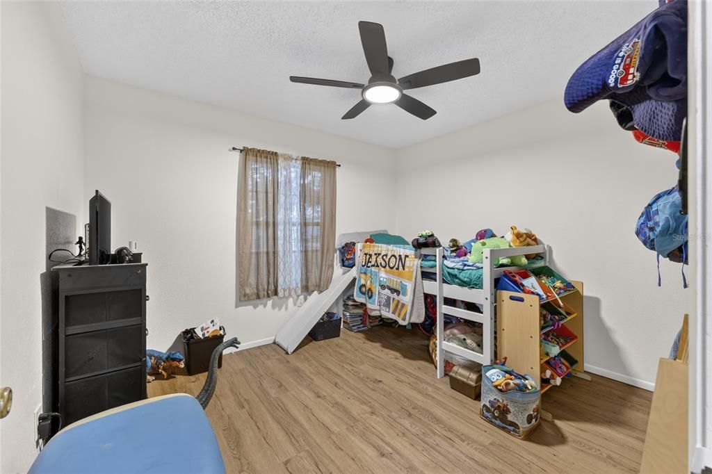En Venta: $209,900 (3 camas, 2 baños, 1148 Pies cuadrados)