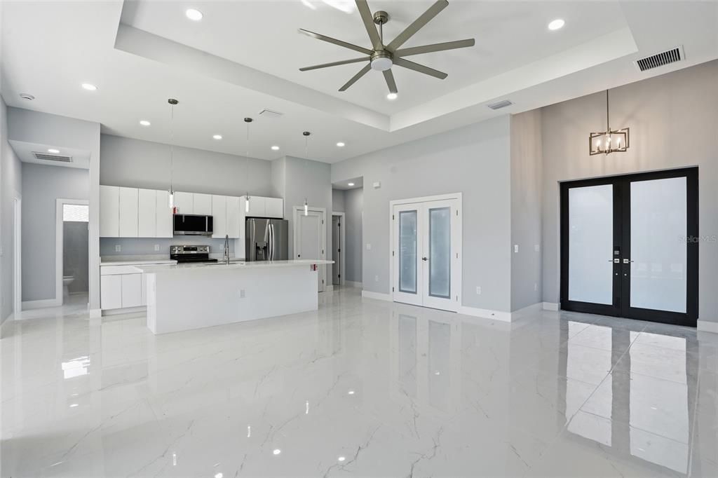 На продажу: $345,000 (3 спален, 2 ванн, 1717 Квадратных фут)