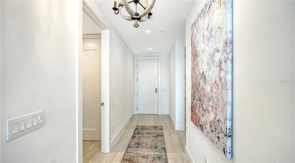For Sale: $1,499,000 (2 beds, 2 baths, 1578 Square Feet)