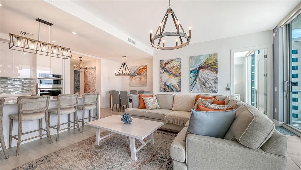 For Sale: $1,499,000 (2 beds, 2 baths, 1578 Square Feet)