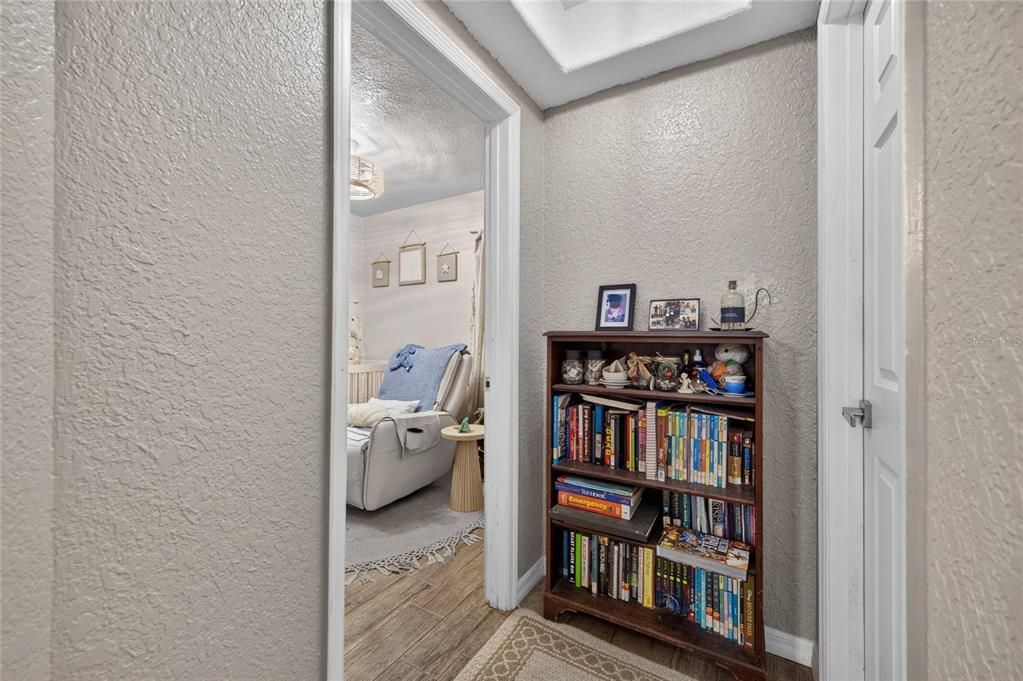 For Sale: $239,900 (4 beds, 2 baths, 1320 Square Feet)