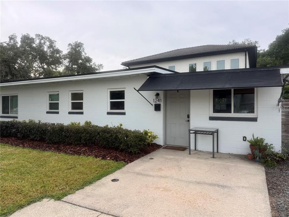 For Sale: $650,000 (2 beds, 0 baths, 1277 Square Feet)