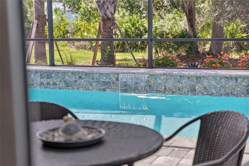 En Venta: $575,000 (2 camas, 2 baños, 1405 Pies cuadrados)