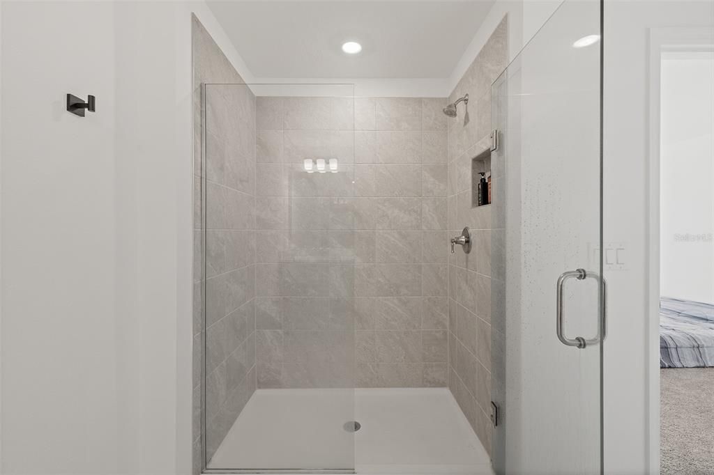 На продажу: $335,000 (3 спален, 2 ванн, 1699 Квадратных фут)