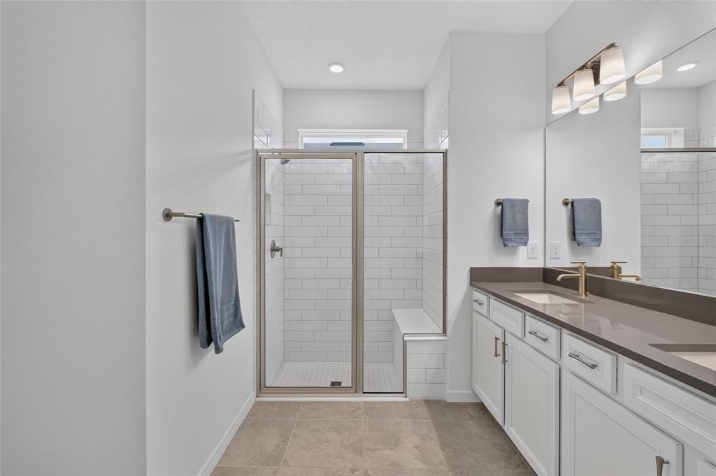 For Sale: $339,585 (2 beds, 2 baths, 1656 Square Feet)