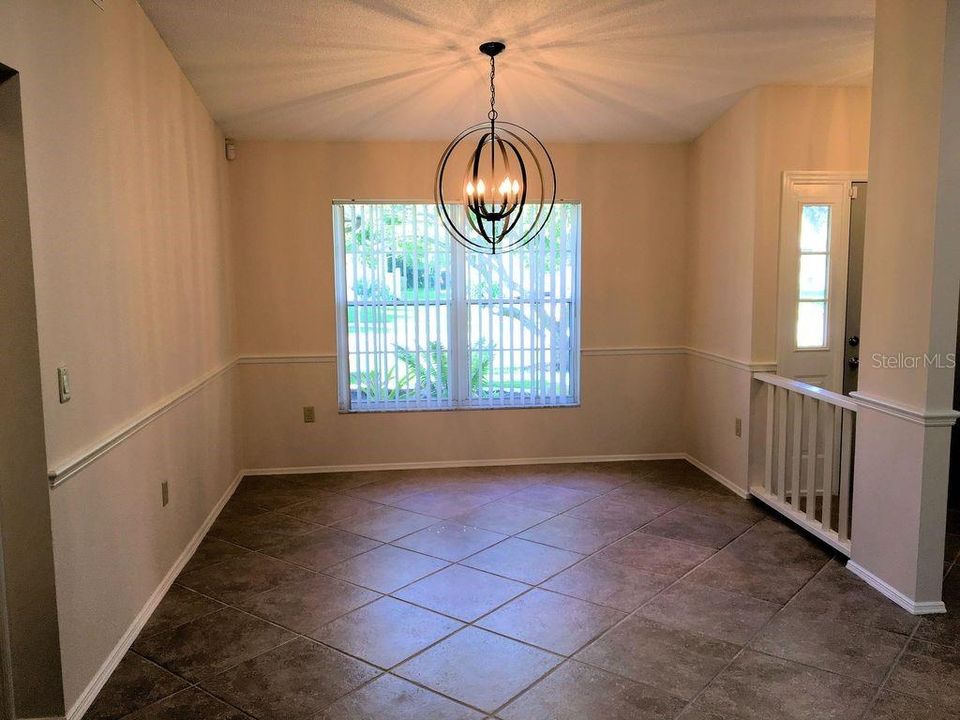 For Sale: $439,000 (3 beds, 2 baths, 1647 Square Feet)
