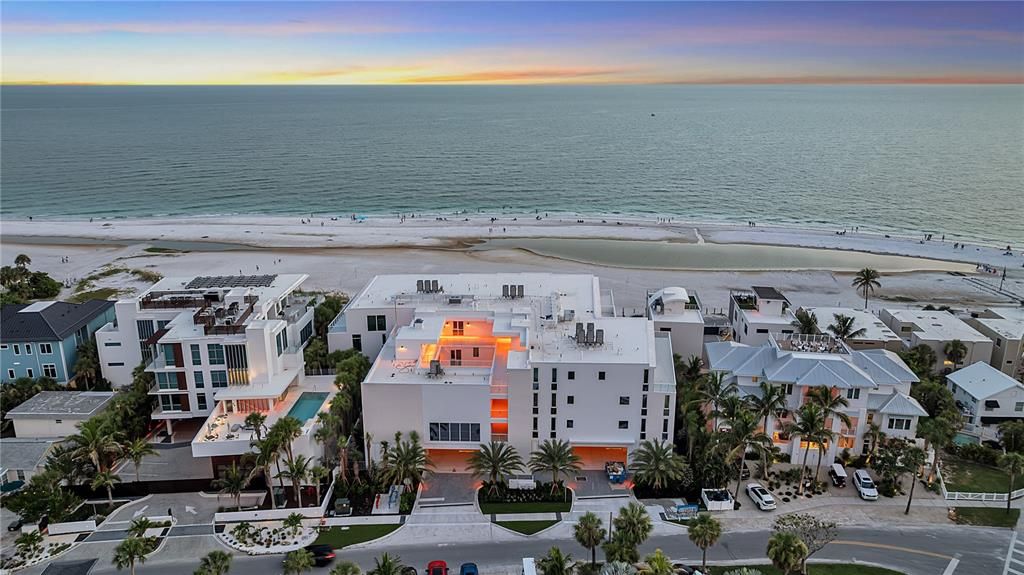 For Sale: $5,250,000 (3 beds, 4 baths, 4154 Square Feet)