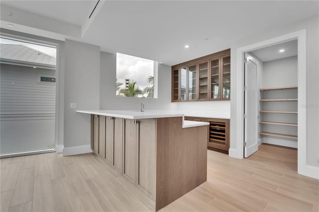 For Sale: $5,250,000 (3 beds, 4 baths, 4154 Square Feet)