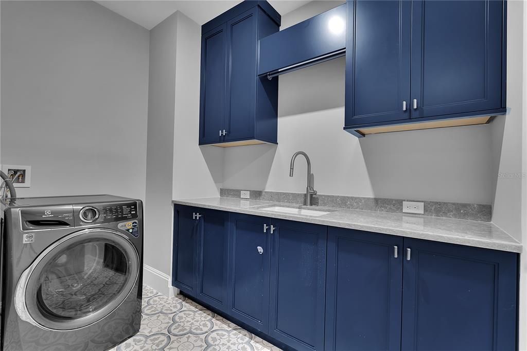 For Sale: $5,250,000 (3 beds, 4 baths, 4154 Square Feet)