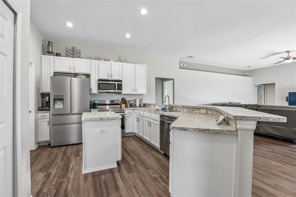 For Sale: $540,000 (4 beds, 3 baths, 2467 Square Feet)