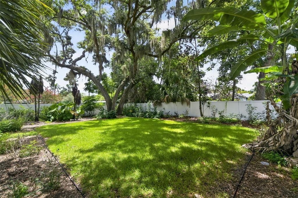 В аренду: $2,600 (2 спален, 2 ванн, 1061 Квадратных фут)