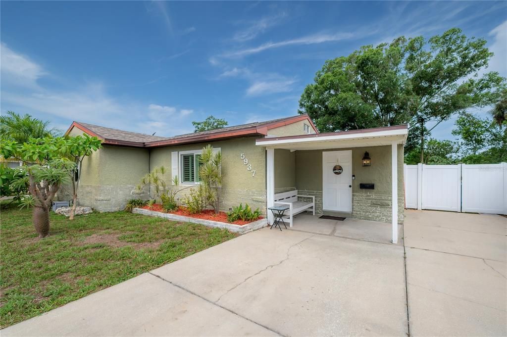 En Venta: $340,000 (2 camas, 1 baños, 1006 Pies cuadrados)