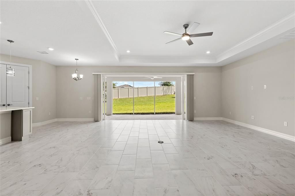 For Sale: $699,000 (4 beds, 3 baths, 2743 Square Feet)
