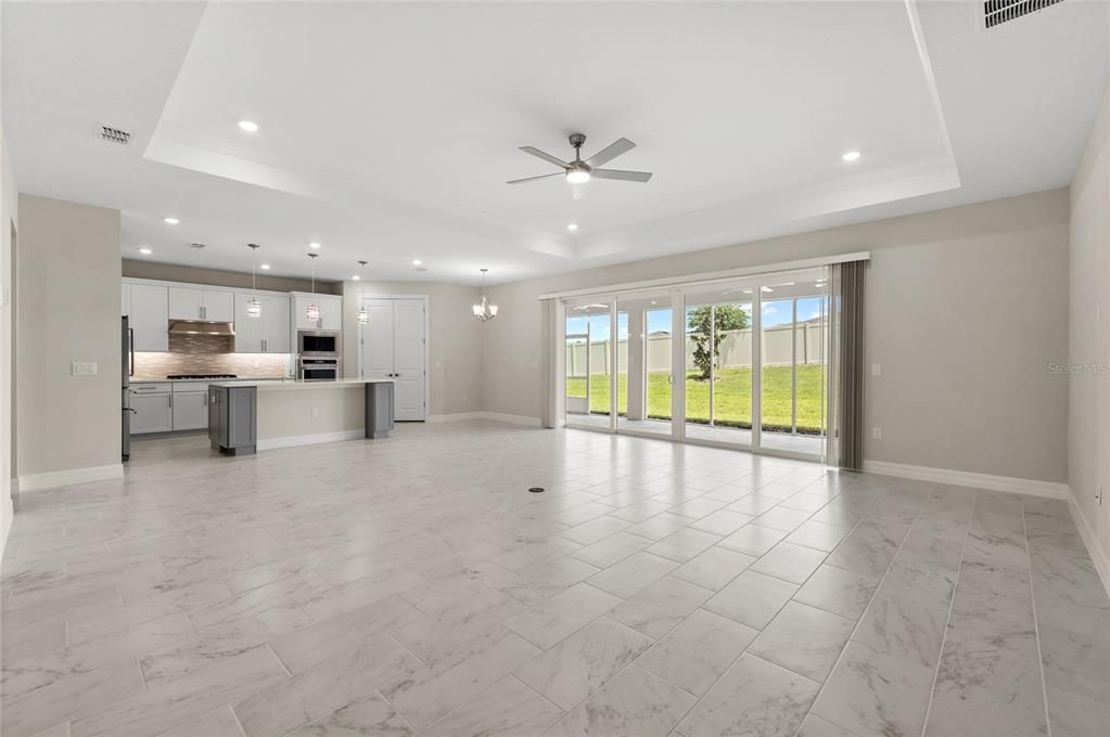 For Sale: $699,000 (4 beds, 3 baths, 2743 Square Feet)
