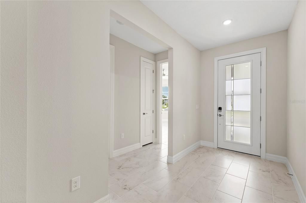 For Sale: $699,000 (4 beds, 3 baths, 2743 Square Feet)