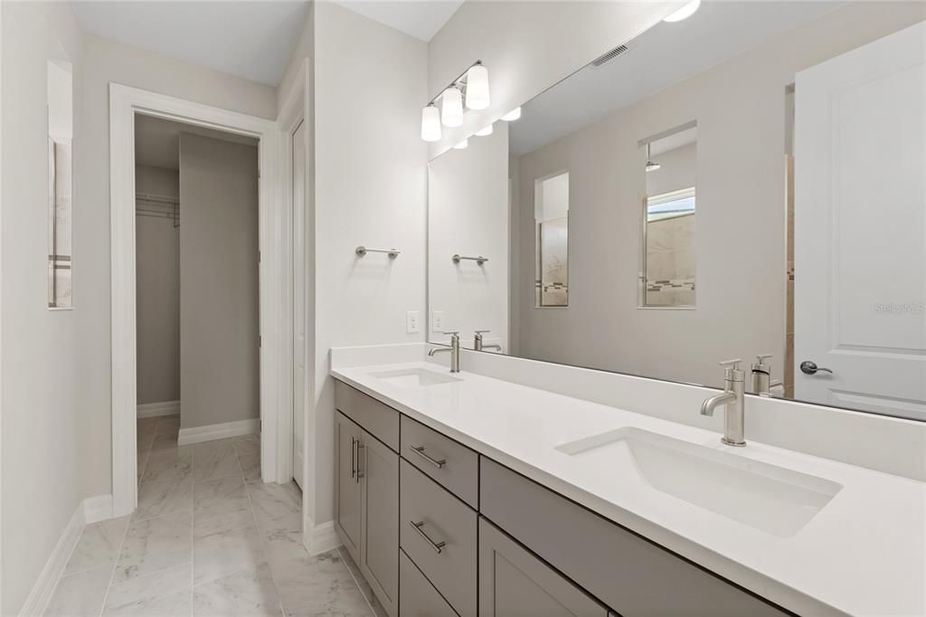 For Sale: $699,000 (4 beds, 3 baths, 2743 Square Feet)