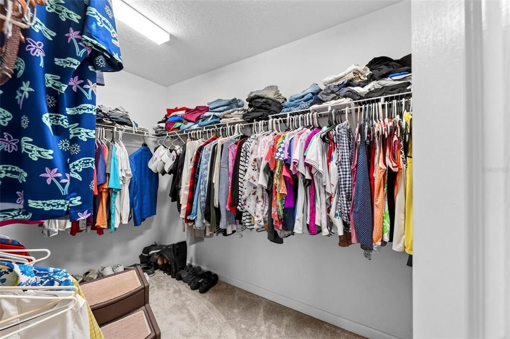 Activo con contrato: $399,000 (3 camas, 2 baños, 1569 Pies cuadrados)