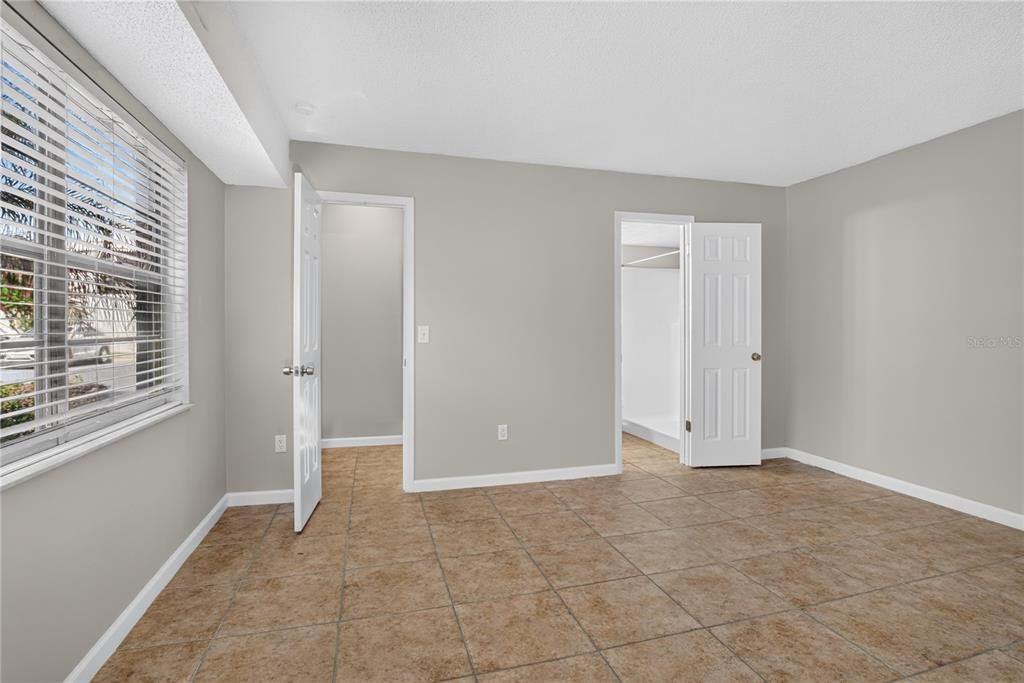 For Rent: $1,895 (2 beds, 2 baths, 918 Square Feet)
