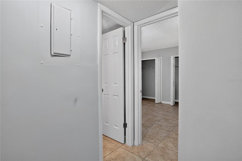 For Rent: $1,895 (2 beds, 2 baths, 918 Square Feet)
