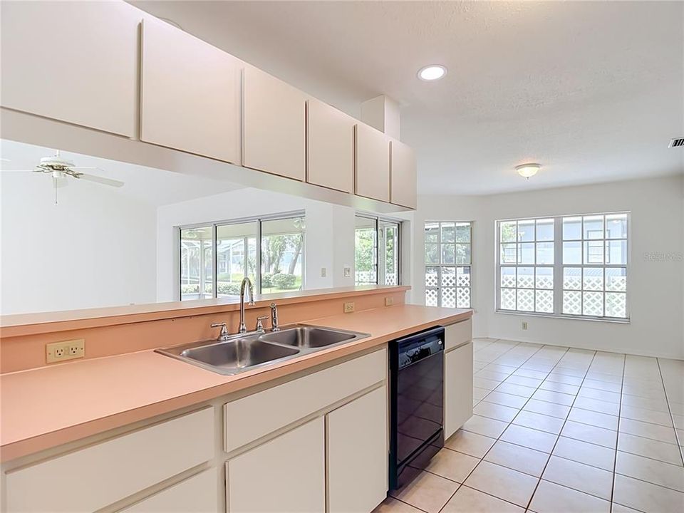 En Venta: $309,900 (3 camas, 2 baños, 1790 Pies cuadrados)