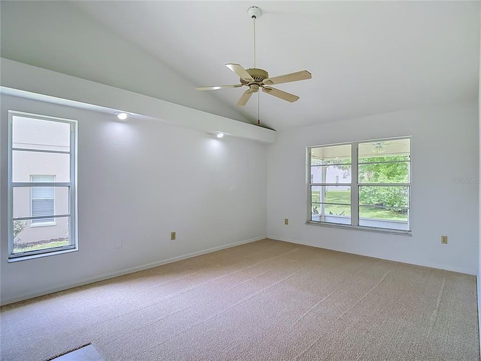 En Venta: $309,900 (3 camas, 2 baños, 1790 Pies cuadrados)