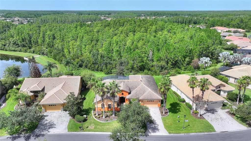 En Venta: $569,000 (4 camas, 3 baños, 3110 Pies cuadrados)