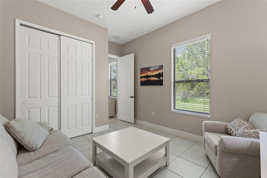 En Venta: $569,000 (4 camas, 3 baños, 3110 Pies cuadrados)