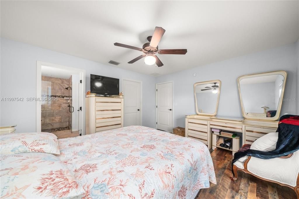 En Venta: $287,999 (3 camas, 2 baños, 1449 Pies cuadrados)