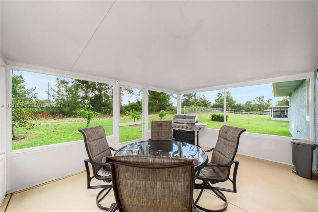 En Venta: $287,999 (3 camas, 2 baños, 1449 Pies cuadrados)