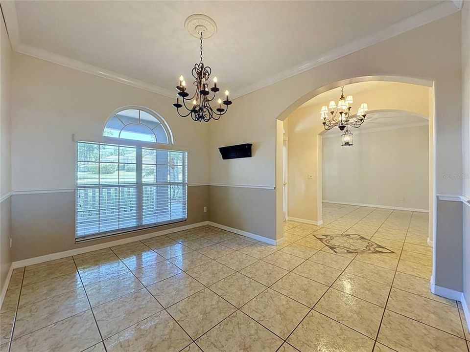 En Venta: $384,000 (3 camas, 2 baños, 1911 Pies cuadrados)