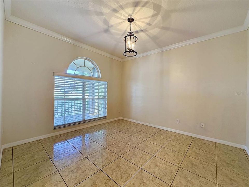 En Venta: $384,000 (3 camas, 2 baños, 1911 Pies cuadrados)