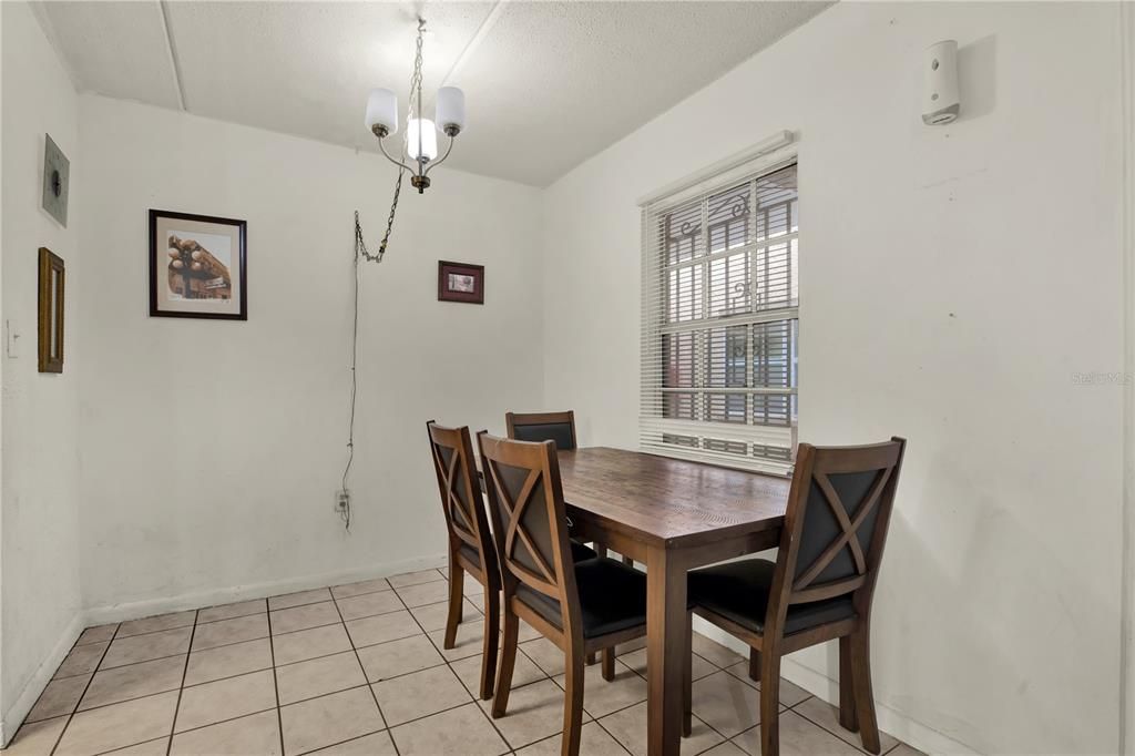 En Venta: $169,999 (2 camas, 1 baños, 950 Pies cuadrados)