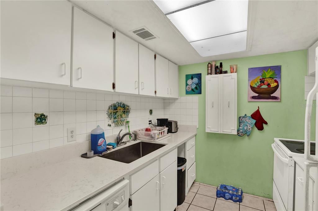 En Venta: $169,999 (2 camas, 1 baños, 950 Pies cuadrados)