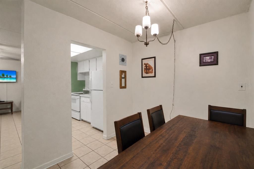 En Venta: $169,999 (2 camas, 1 baños, 950 Pies cuadrados)