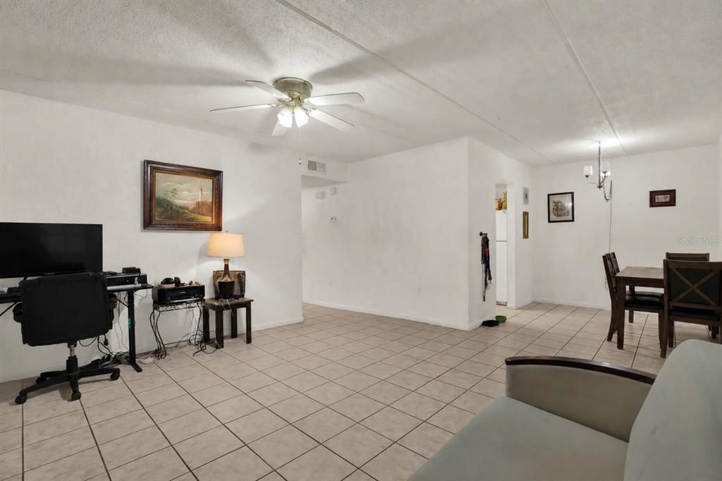 En Venta: $169,999 (2 camas, 1 baños, 950 Pies cuadrados)